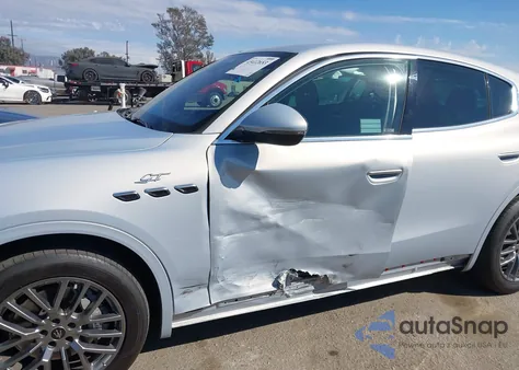 2023 Maserati Grecale Gt из США, поврежденный, VIN ZN682AVA1P7439650